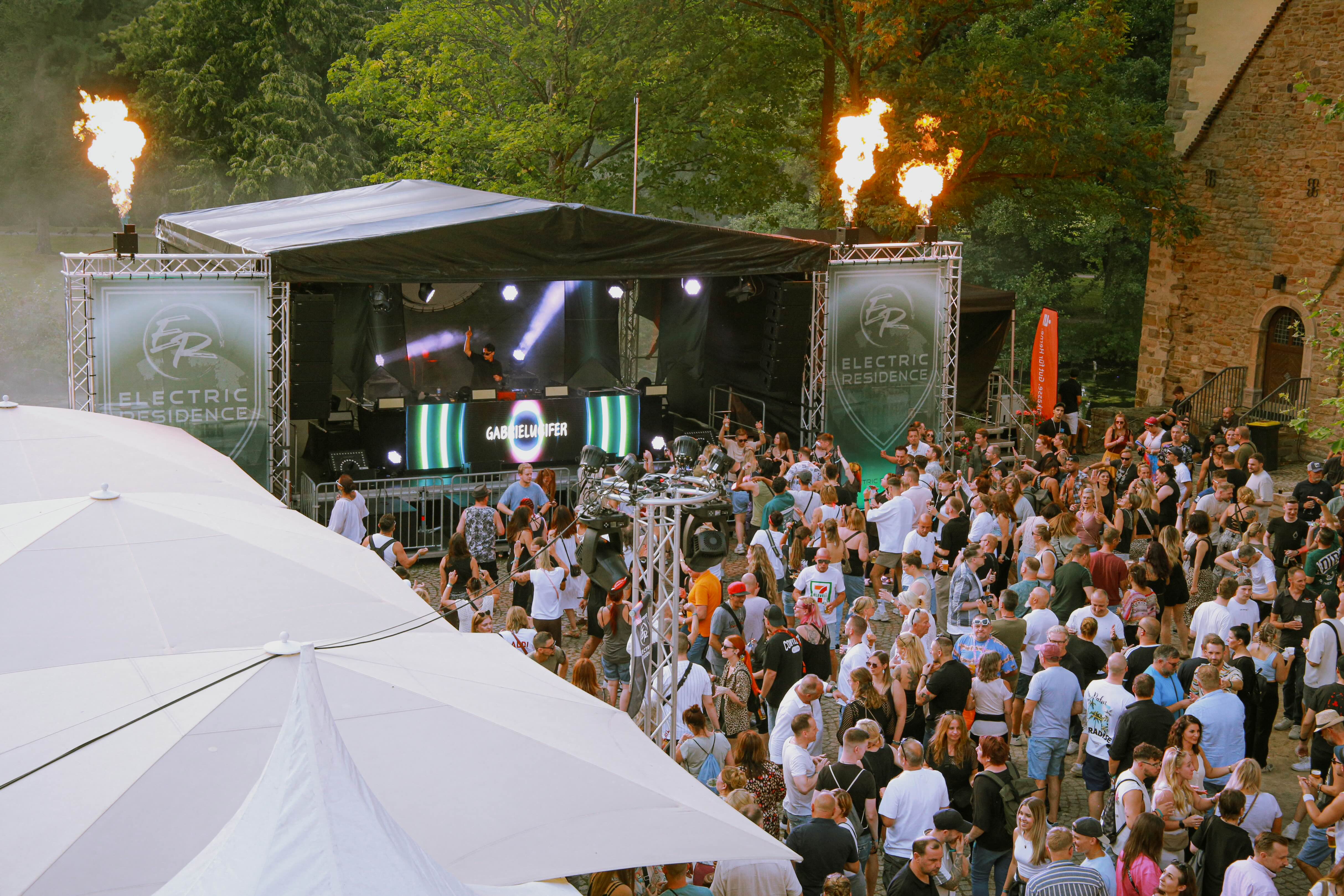 Electric_residence_063